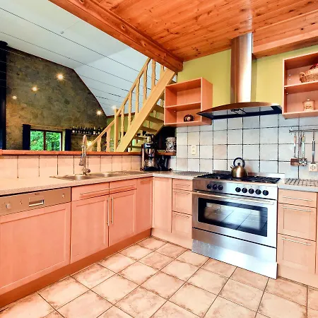 Σαλέ Luxurious Chalet With Sauna In